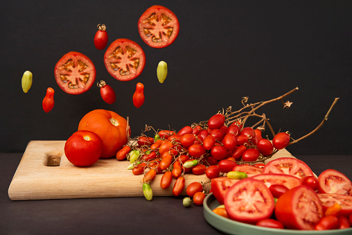 Fresh tomatoes, Tomato, Set of fresh whole and sliced tomatoes