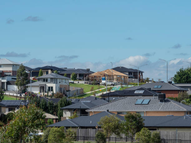 istock Suburban neighbourhood 1503662593