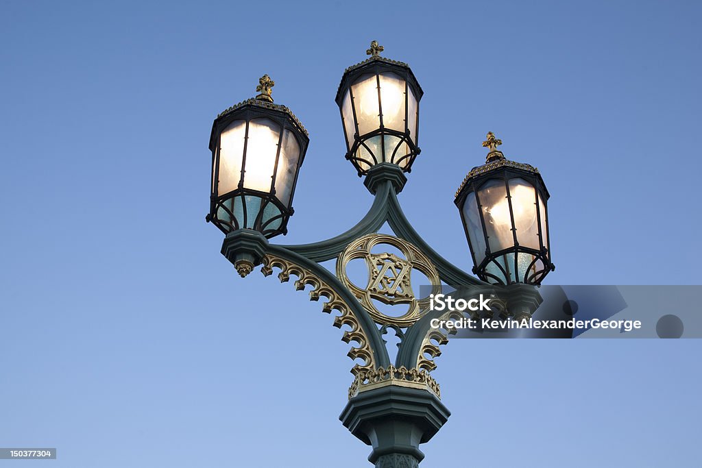 Poste de luz, Westminster Bridge, Londres - Foto de stock de Fotografia - Imagem royalty-free