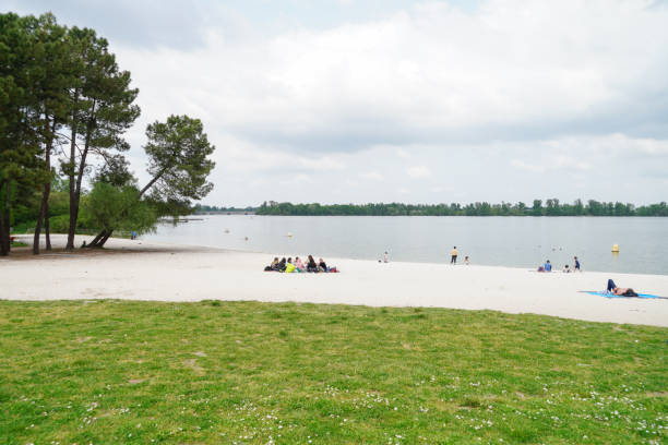 istock The small beach of Bordeaux Lac 1503813531