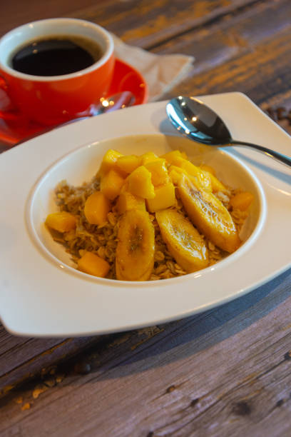 istock oatmeal with fruits 1503823909