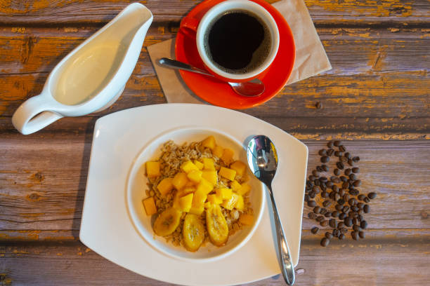 istock oatmeal with fruits 1503828354