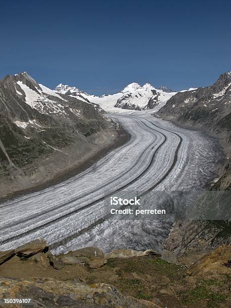 Impressionante Glaciar Aletsch - Fotografias de stock e mais imagens de Alpes Europeus - Alpes Europeus, Ao Ar Livre, Beleza