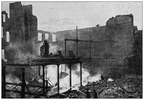 Antique image from British magazine: Great fire disaster in Sunderland, Havelock House and Queen's Head Hotel