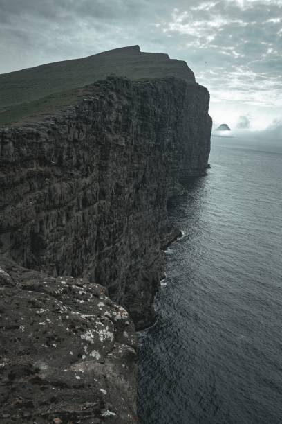 istock Stunning image captures the majestic cliffs of Faroe Islands 1504164947