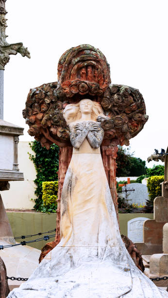 istock Lady of roses resting on the cross 1504268522