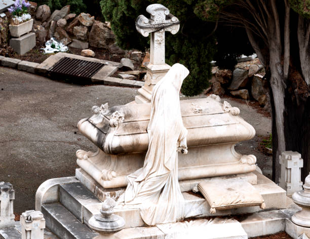 istock female figure with tunic leaning on the sarcophagus 1504317561