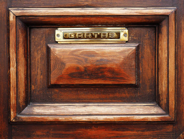 istock Old wooden door 1504502818
