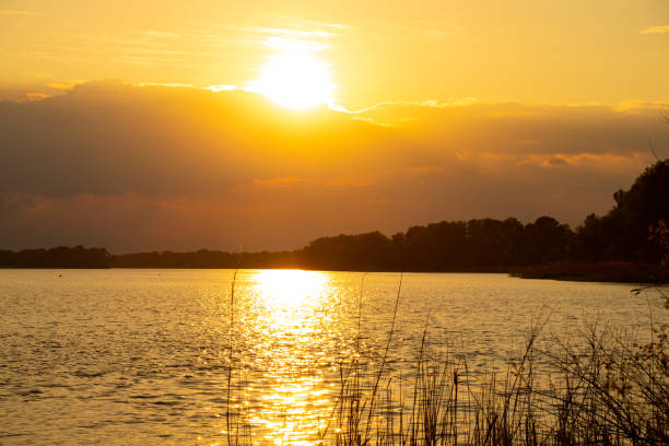 istock sunset on the Dnieper river in the evening in Ukraine in the spring 1504505000