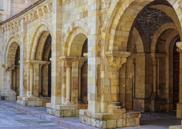 istock Stone columns in the cloister inside the Leon cathedral 1504513987