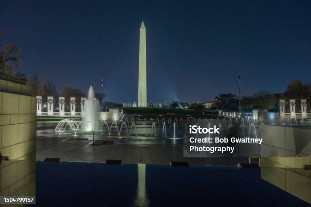 Wwii Memorial And Washington Monument Stock Photo - Download Image Now - USA, War Memorial, Architecture
