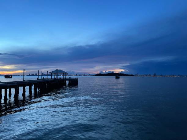 istock Silhouette dawn sky over the sea 1504958623