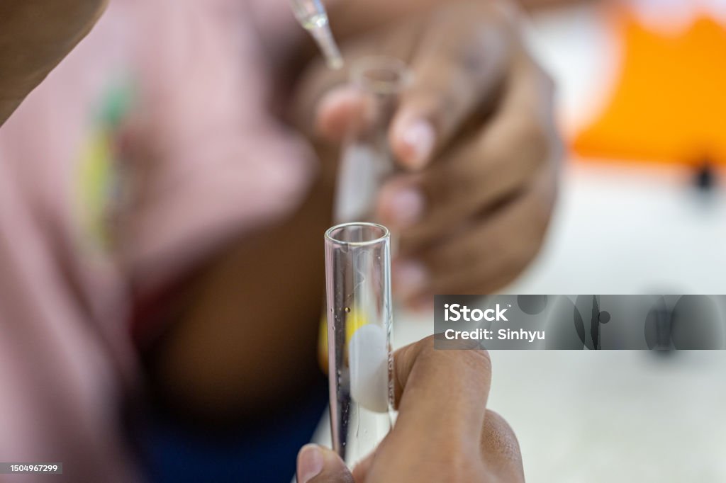 Sample Extraction Lab Solvent Extraction System For Samples In The Laboratory Stock Photo ...