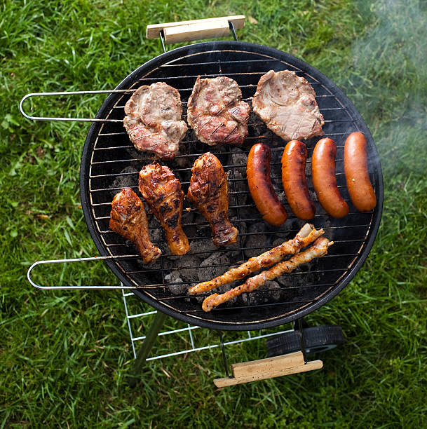 istock Barbecue a hot summer evening, Grilling 150508973