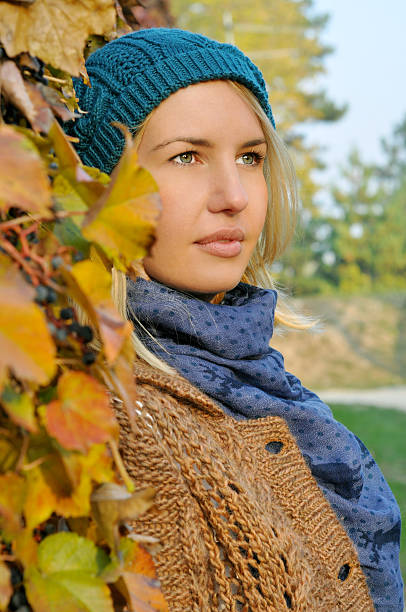 istock Autumn girl 150519728