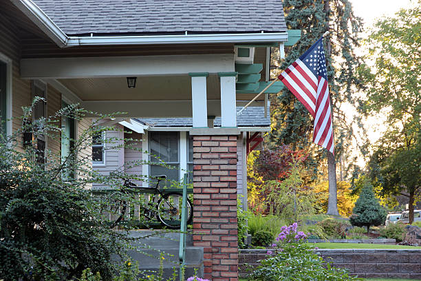 istock All-American neighborhood 150524167