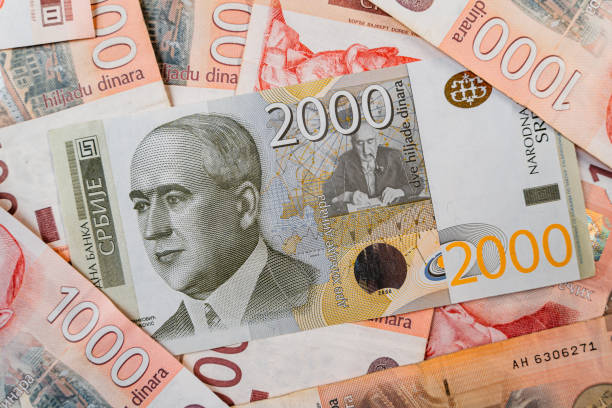 istock Heap of Serbian Dinar Banknotes 1505354725