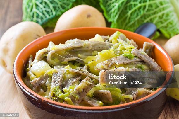 Caseiras Pizzoccheri Italiano Massa - Fotografias de stock e mais imagens de Alimentação Saudável - Alimentação Saudável, Batatas Preparadas, Comida