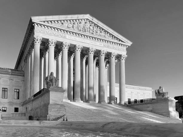 Federal Tuition Forgiveness Supreme Court and Federal Tuition Forgiveness us supreme court building stock pictures, royalty-free photos & images