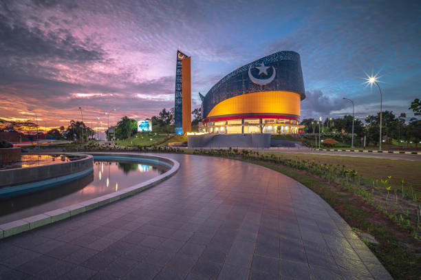 istock The Tanwirun Tanjak Mosqoe at Batam island 1505592833