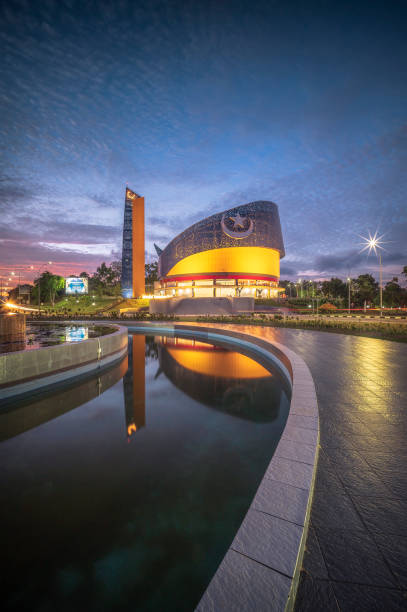 istock The Tanwirun Tanjak Mosqoe at Batam island 1505592842