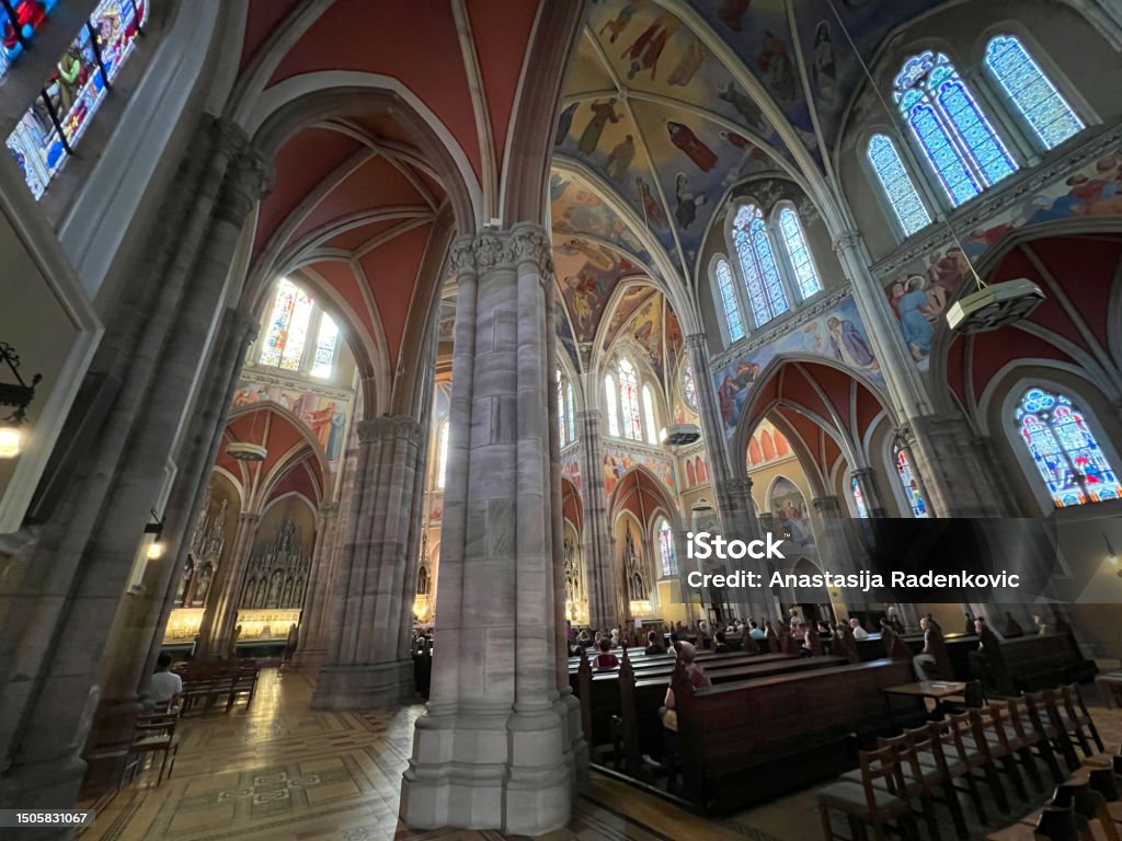 Catedral De San Pedro Y San Pablo O Concatedral De Los Santos Pedro Y