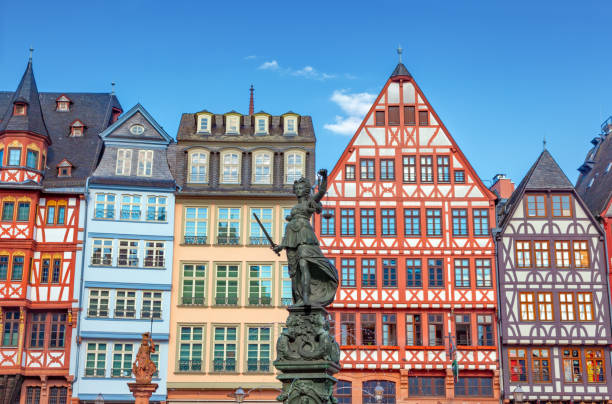 istock Old town square Romerberg in Frankfurt 1505884158