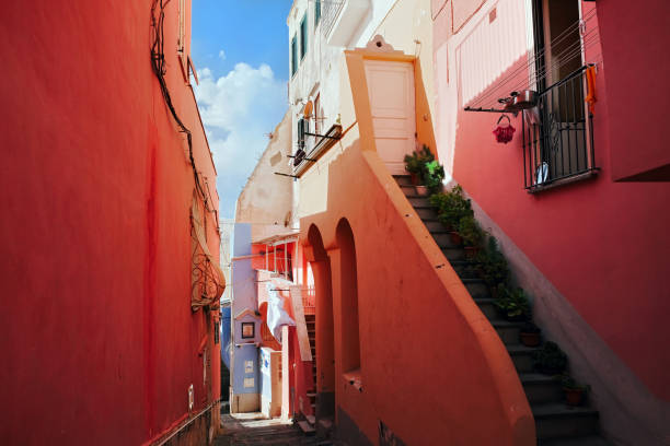 istock Bay of Naples exploration 1505888397