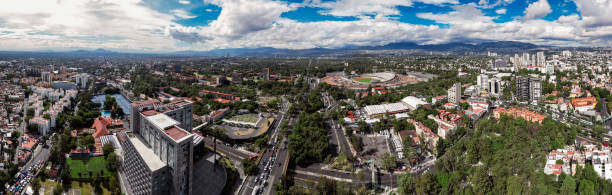 istock Mexico City south cityscape 1505962324