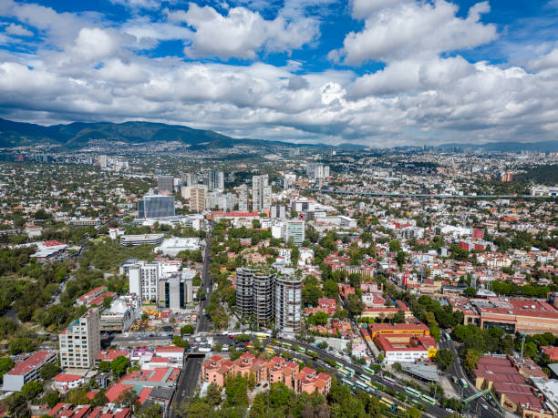 istock Mexico City south cityscape 1505962593