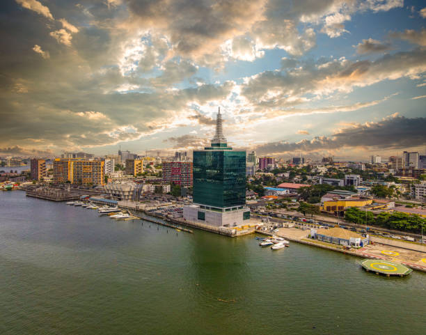 An aerial image of the shores of Victoria Island, Lagos An image showing the urban areas of lagos and the high brow areas that stretches along the Lagoon. nigeria stock pictures, royalty-free photos & images