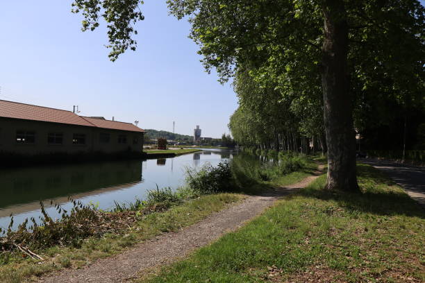 istock Bar Le Duc - Marne-Rhine canal 1506594098