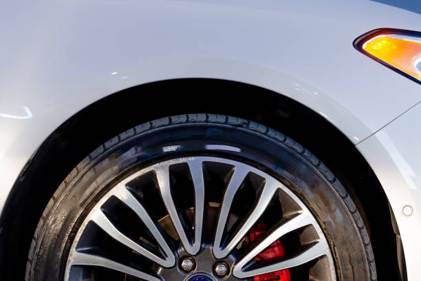istock image of vehicles for sale 1506633442
