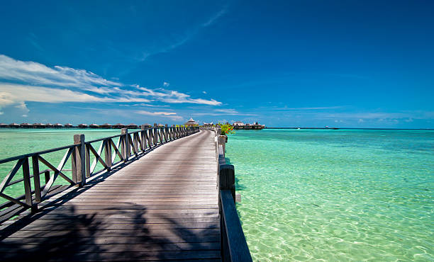 ponte da ilha sipadan, malásia - sipadan island - fotografias e filmes do acervo