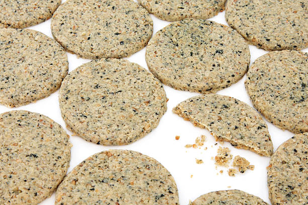 laverbread oatcakes - laverbread imagens e fotografias de stock