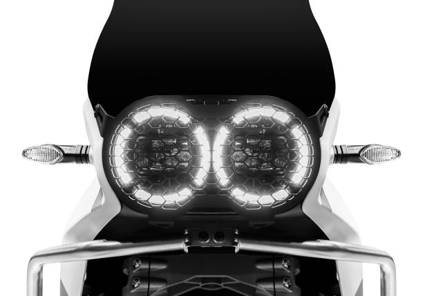 istock Front view close up headlight on white motorcycle isolated on white background with clipping path 1506822456