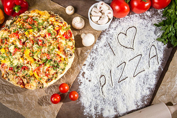 istock I love pizza with fresh vegetables 150690411