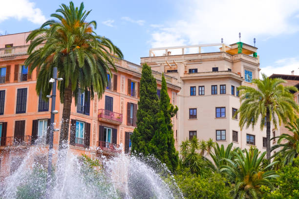 istock Captivating Cityscape: Embracing the Historic Charm 1507250981