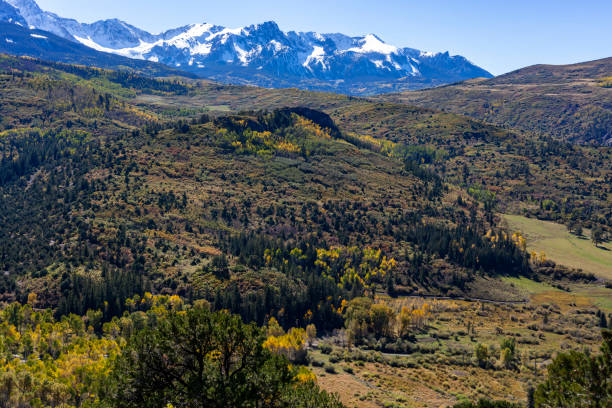 istock San Juan Mts in Early Fall 1507329471