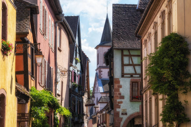 istock Riquewihr historical town 1508225003