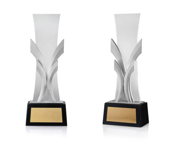 istock Blank glass trophy mockup isolated on white background 1508319099