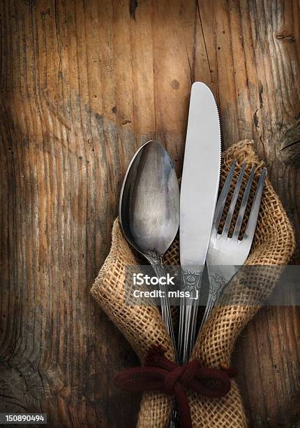 Vintage Cubiertos Foto de stock y más banco de imágenes de Alimento - Alimento, Anticuado, Arpillera