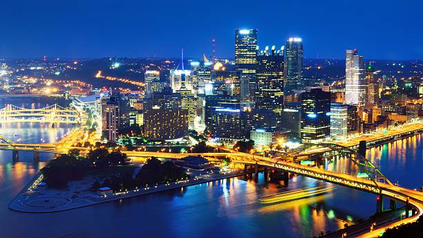 istock Central Business District of PIttsburgh 150896112