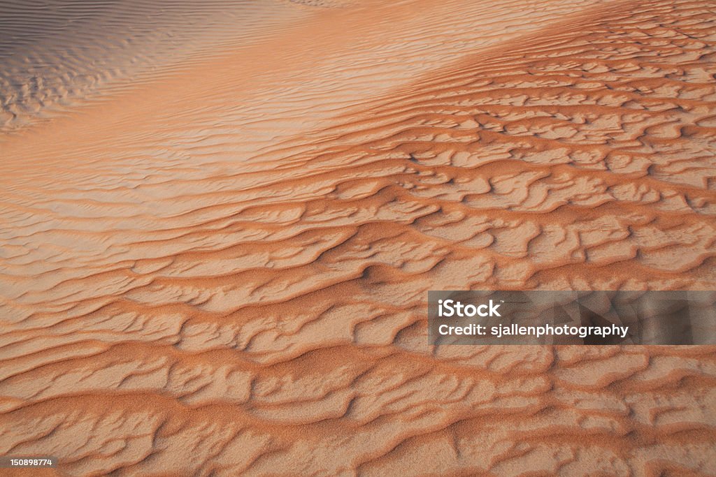 Bellissimo motivo in Dune di sabbia - Foto stock royalty-free di Ambientazione esterna