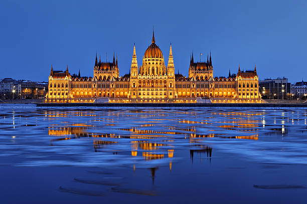 만다린식 팔라먼트 at dusk - budapest parliament building night hungary 뉴스 사진 이미지