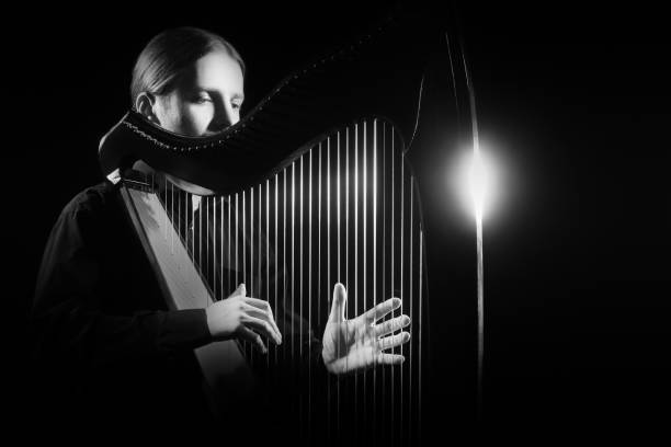 istock Harp player. Classical musician Irish harpist 1509102641