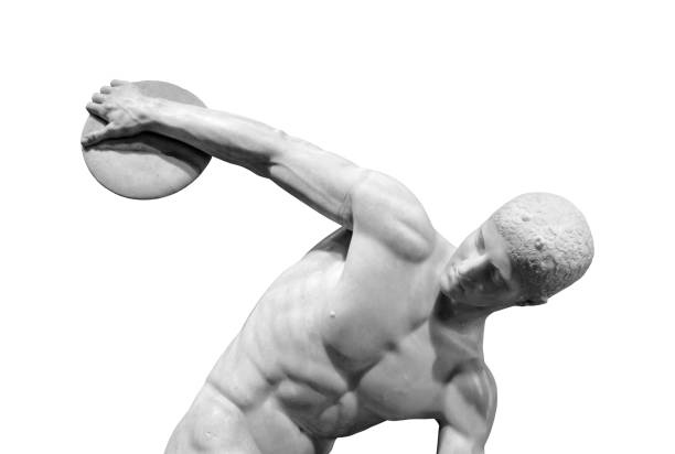 kuvapankkikuvat ja rojaltivapaat kuvat aiheesta lähikuva muinaisesta discobolus- tai kiekonheittäjäpatsaasta eristetty - patsas