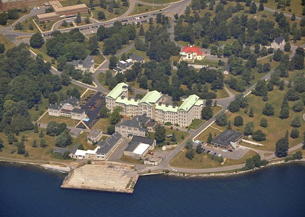 istock Kingston Lakewatch, aerial 150927162