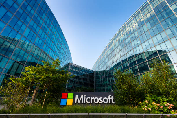 Facade of the French headquarters of Microsoft, Issy-les-Moulineaux, France Issy-les-Moulineaux, France - July 2, 2023: Facade of the French headquarters of Microsoft, an American multinational that develops, manufactures, licenses and markets computer software microsoft stock pictures, royalty-free photos & images