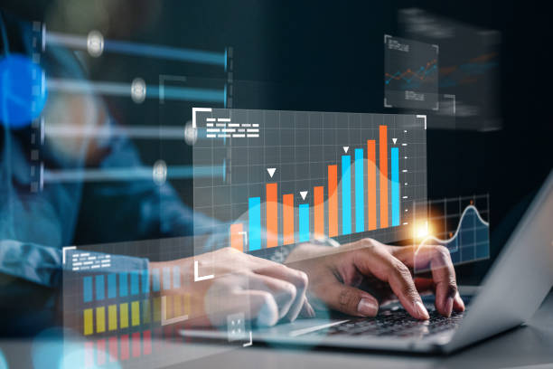 istock Bussinessman using laptops analyst working with data analysis business growth marketing and opportunity. 1509372417